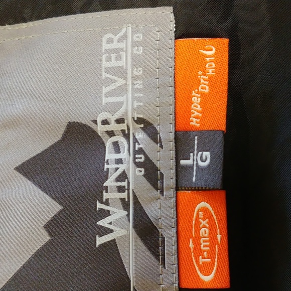 Large ππ Host pick ππWind River men's large puffer vest - Picture 3 of 5